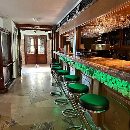 Schwarze Adler Penzion Streitberg