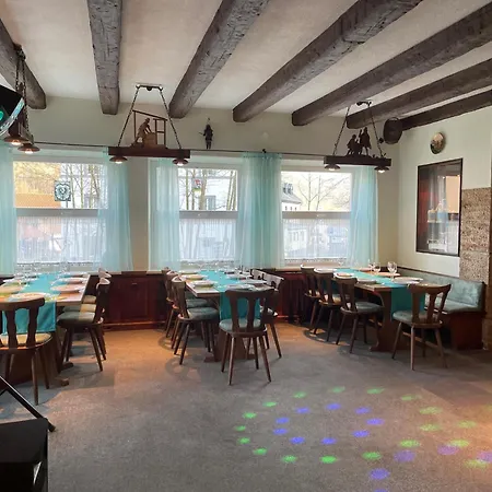 Schwarze Adler Penzion Streitberg